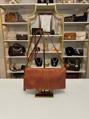 Vilenca Holland Women's Brown Leather Crossbody Bag with Braided Detail